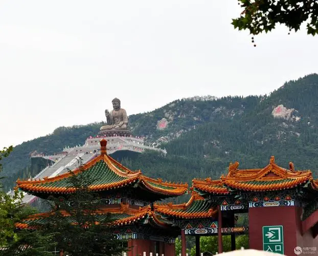 南山大佛